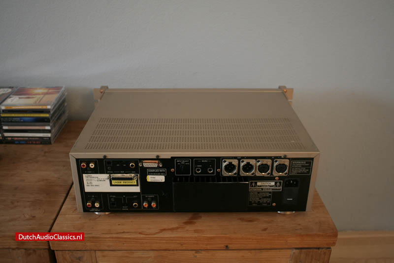Marantz CDR1 backpanel