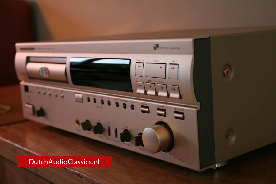 Marantz DD92 DCC recorder TDA1547