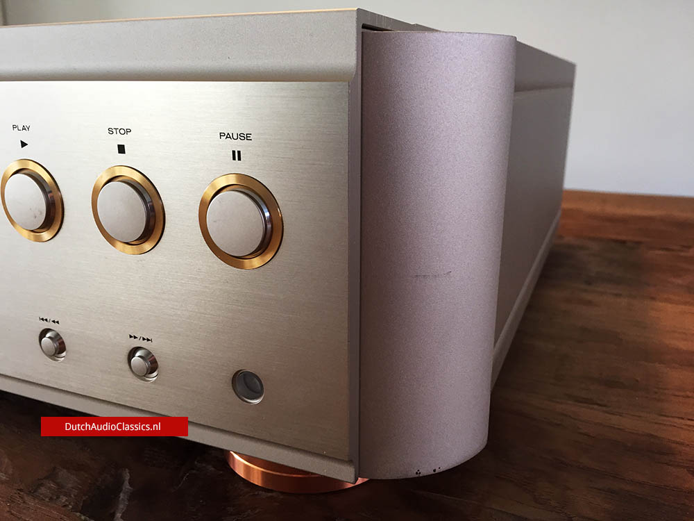Marantz SA1 SACD player