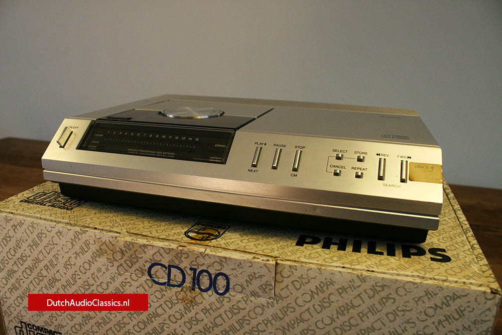 Philips CD100 prototype cdplayer nr.29
