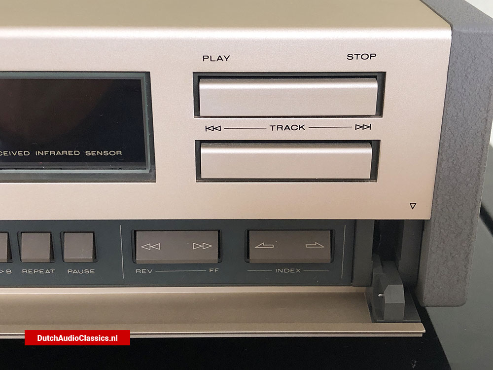 Philips LHH1000 cdplayer TDA1541A S1