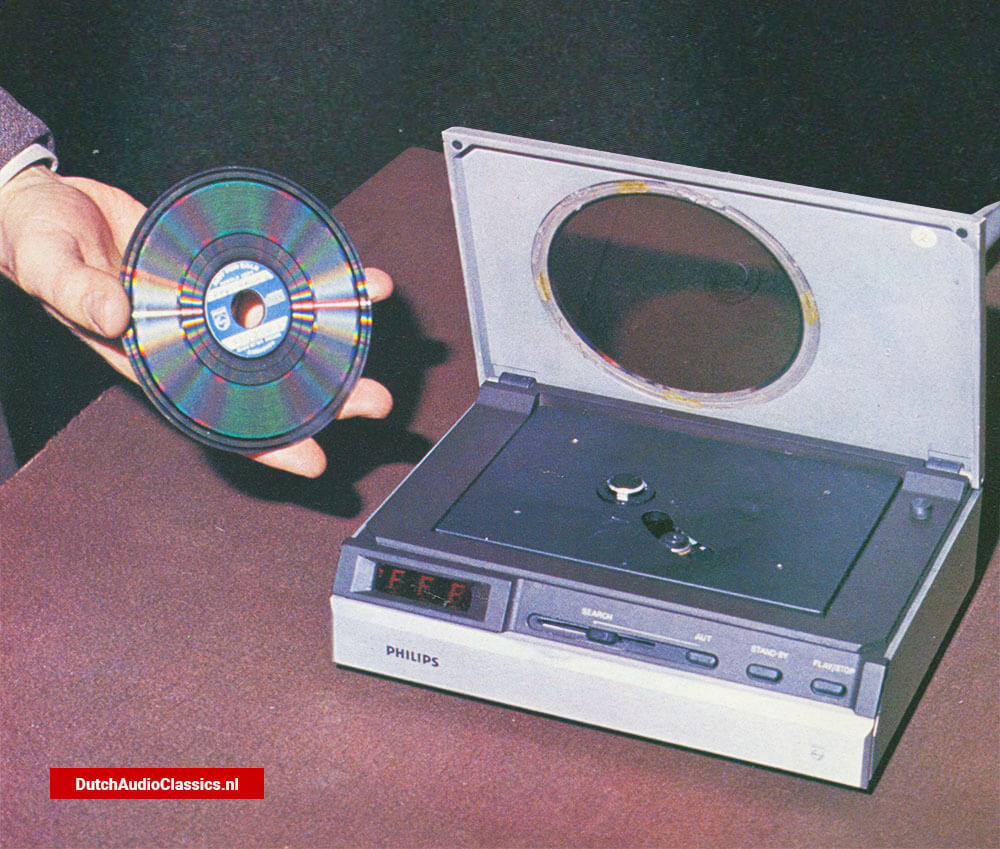 Philips demonstrates the Compact Disc System on 8 march 1979 in Eindhoven