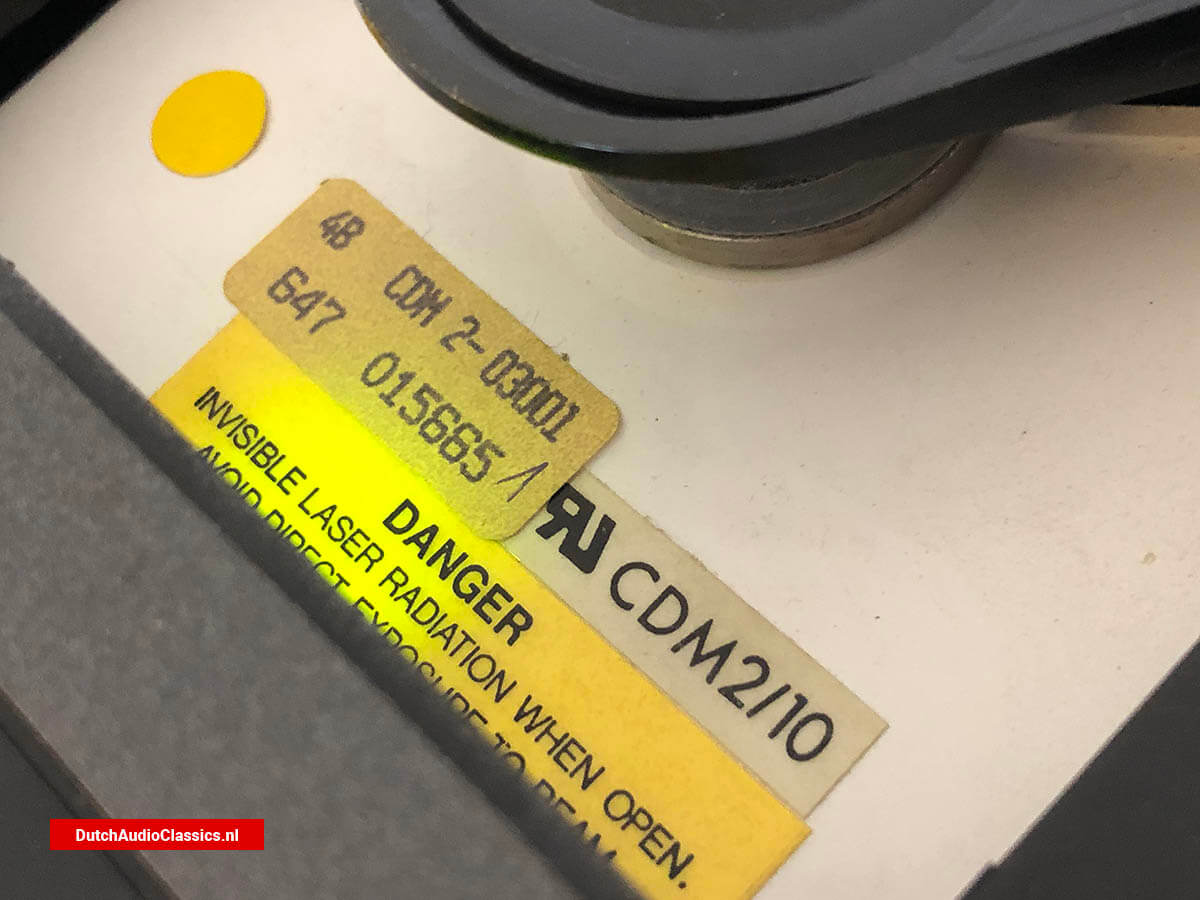 Straight Wire Audio CDQue broadcast cdplayer